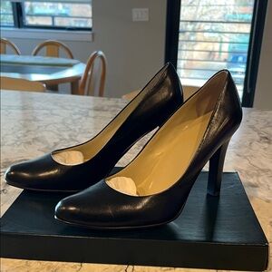Lauren Ralph Lauren Classic Black Heels